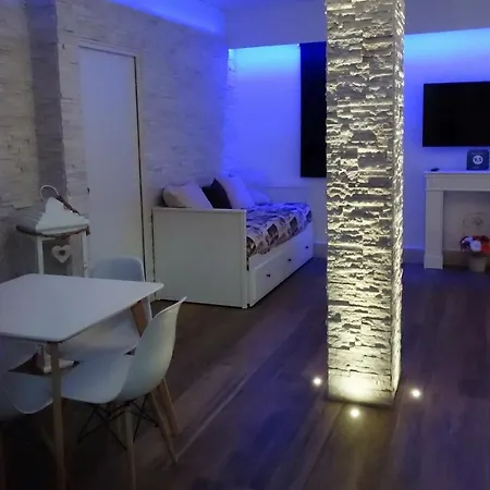 La Dolce Notte Bed & Breakfast *